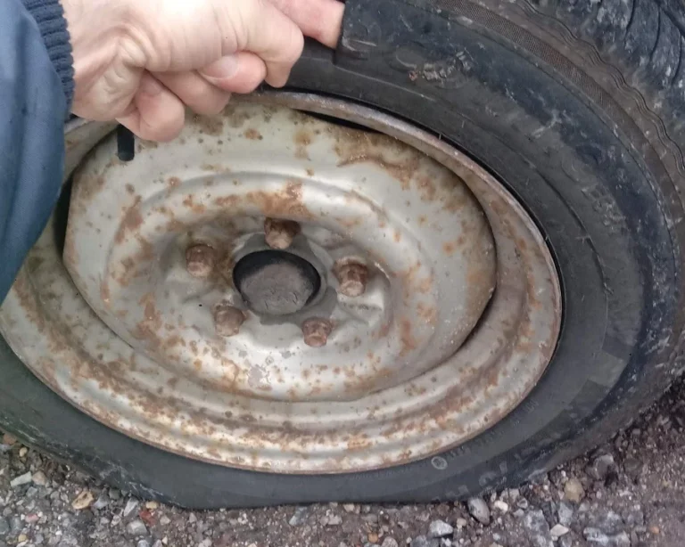 Klaus Runstuk REIFENDIENST + AUTOTEILE-VERTRIEB