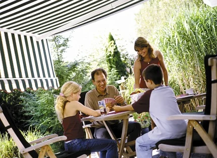 Fensterbauer Küchler Meisterwerke, Rollladen Markisen Fenster Haustüren Kiel