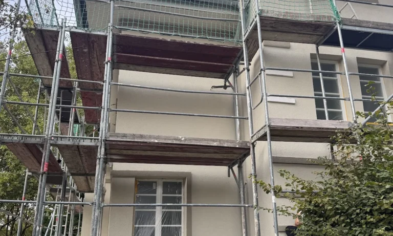 KWK Fensterhandel | Fenster und Türen aus Kunststoff, Holz oder Aluminium | Fenster aus Polen