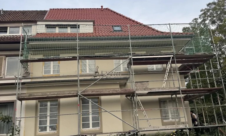 KWK Fensterhandel | Fenster und Türen aus Kunststoff, Holz oder Aluminium | Fenster aus Polen