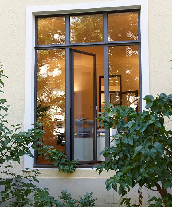 Labora Bauelemente GmbH
