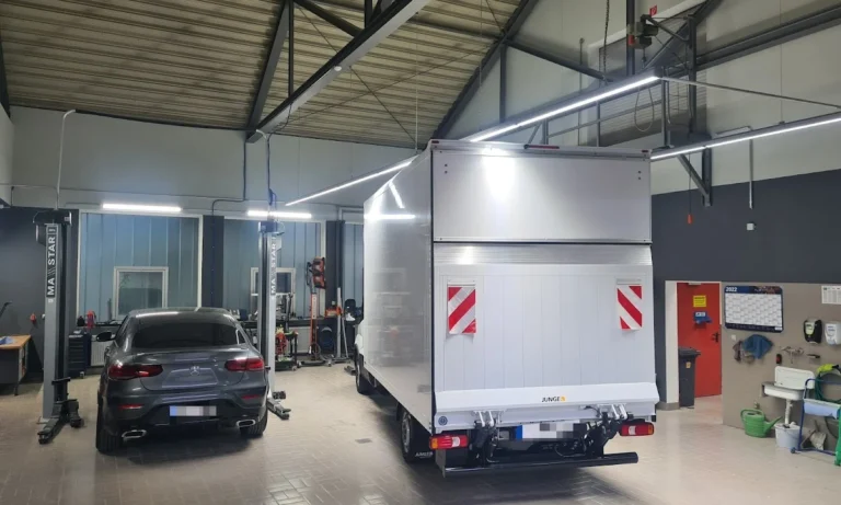 Lackprofi GmbH Karosserie & Autolackiererei Betrieb