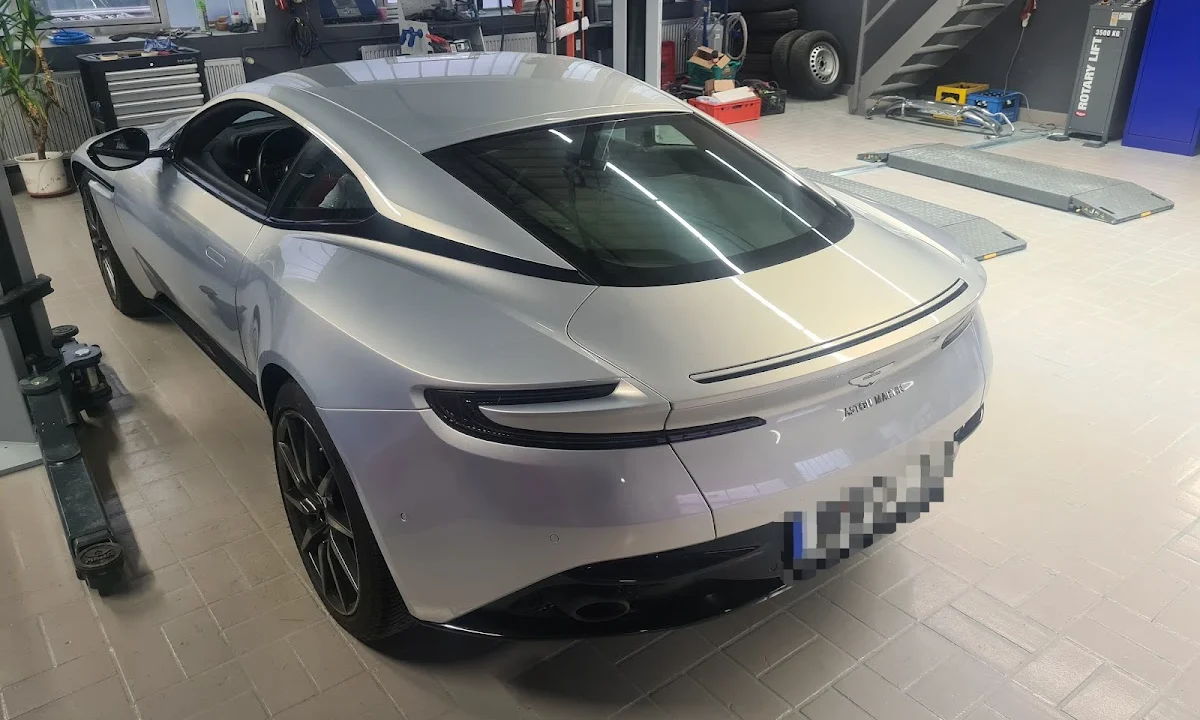 KFZ-Werkstätten Lackprofi GmbH Karosserie & Autolackiererei Betrieb München