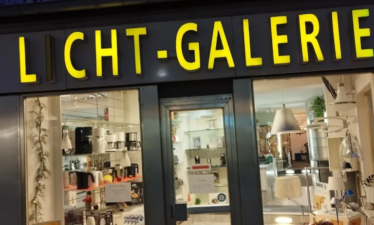 Licht-Galerie elektro Uhrlau