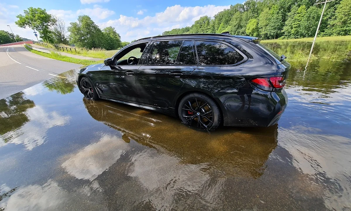 KFZ-Werkstätten Lüddecke KFZ Meisterbetrieb Regensburg