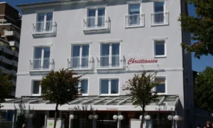 Malereibetrieb Mönnich Nachf. GmbH & Cie.