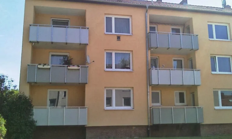 Malermeister E. Pakca