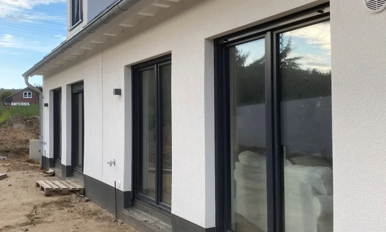 NEUE HANSE Bauelemente - Fenster, Haustüren, Rollladen, Raffstoren und Insektenschutz