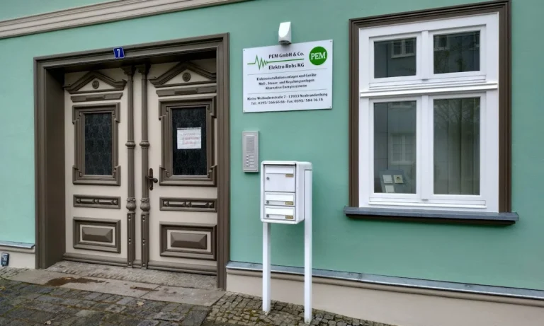 PEM GmbH & Co. Elektro Rohs KG