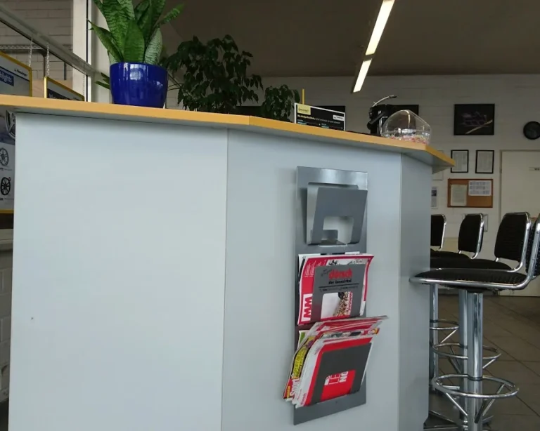 Pneuhage Reifen und Autoservice