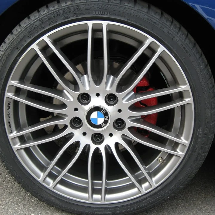 Premio Reifen + Autoservice Michael Erb GmbH