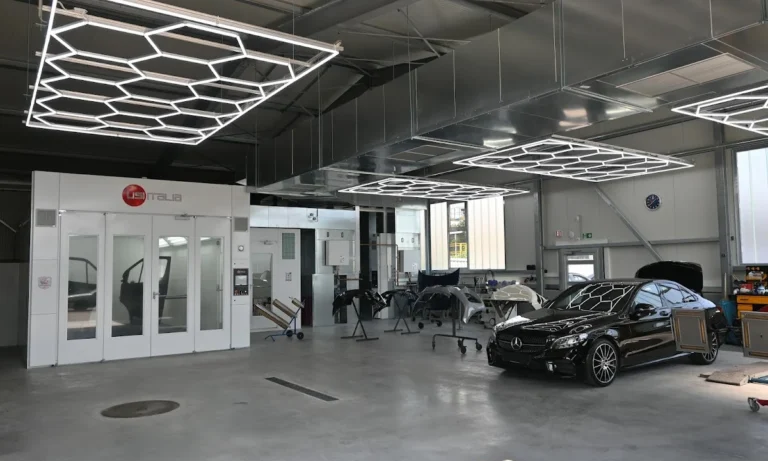 Schläger Kfz Lackiererei