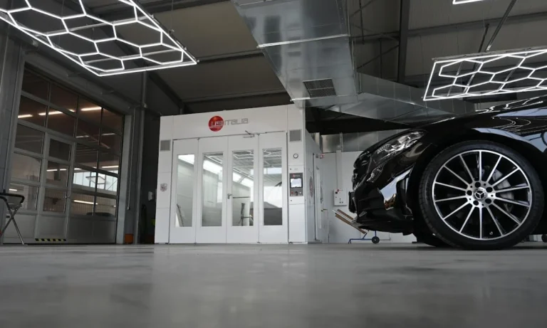 Schläger Kfz Lackiererei