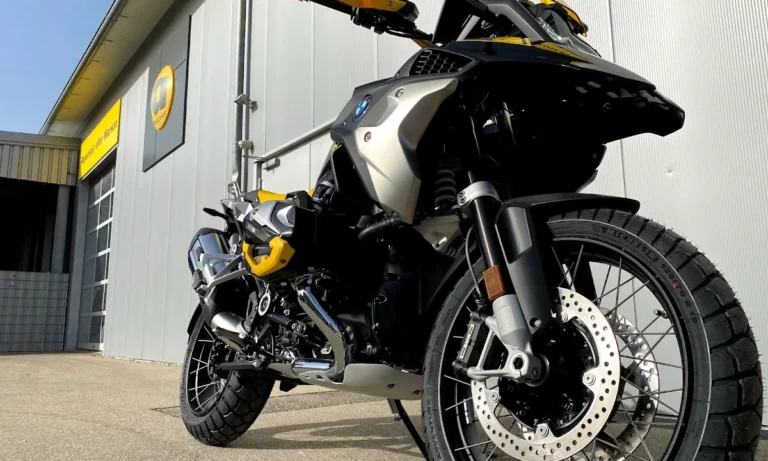 Schönwetter Automobile und Motorräder