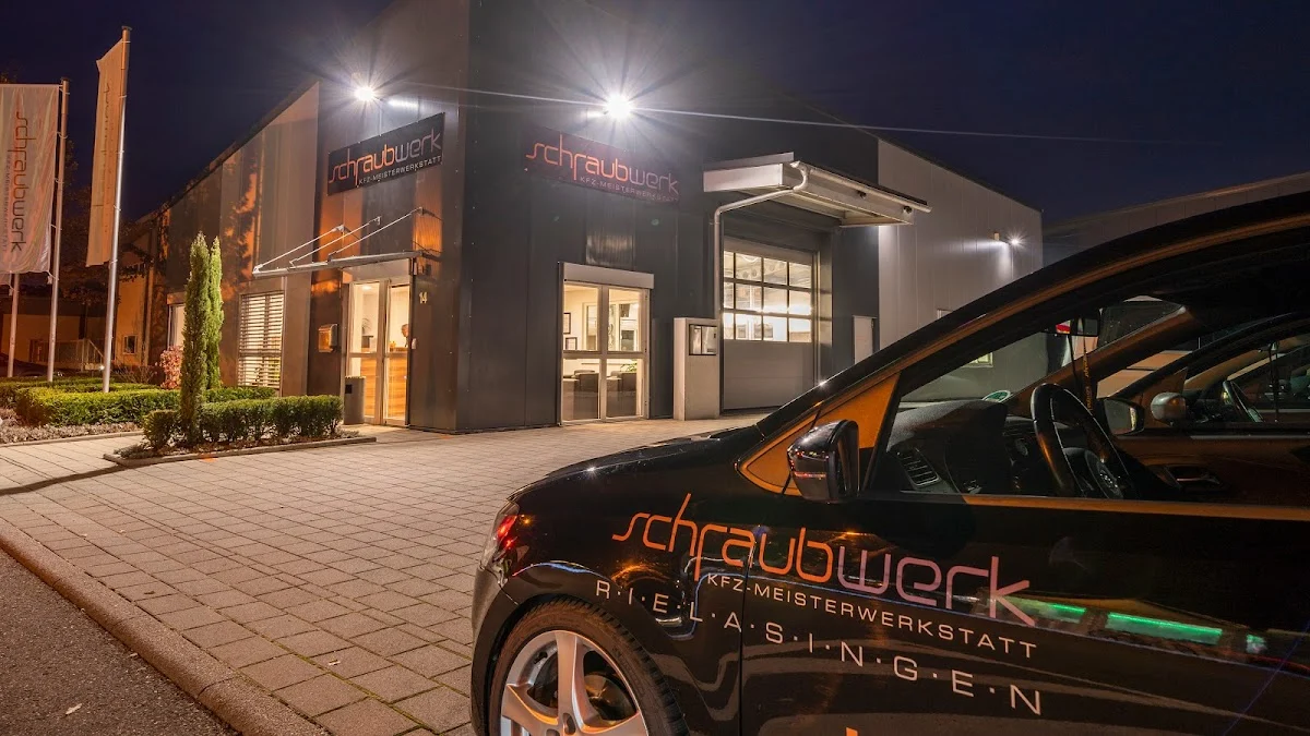 KFZ-Werkstätten schraubwerk | KFZ Meisterwerkstatt Konstanz