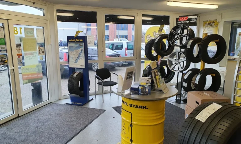 Speedy Auto-Service GmbH & Co. KG