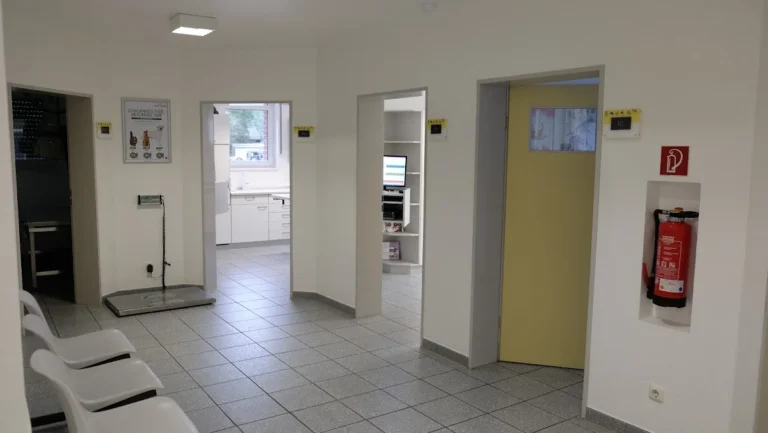 Tierarzt Wilmering Neuss, Kleintierpraxis Weberstraße