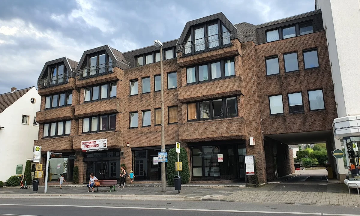 Tierarzt Tierarztpraxis Akif Bonn