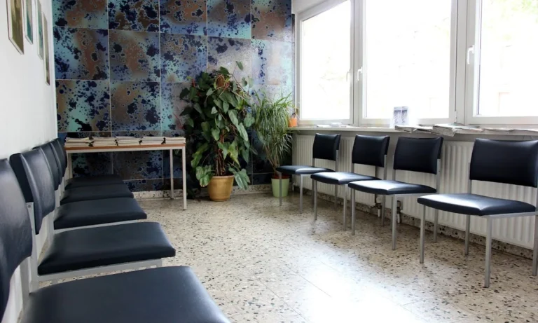 Tierarztpraxis am Gesundbrunnen - Dr. Volker Robl und Dr. Till Robl