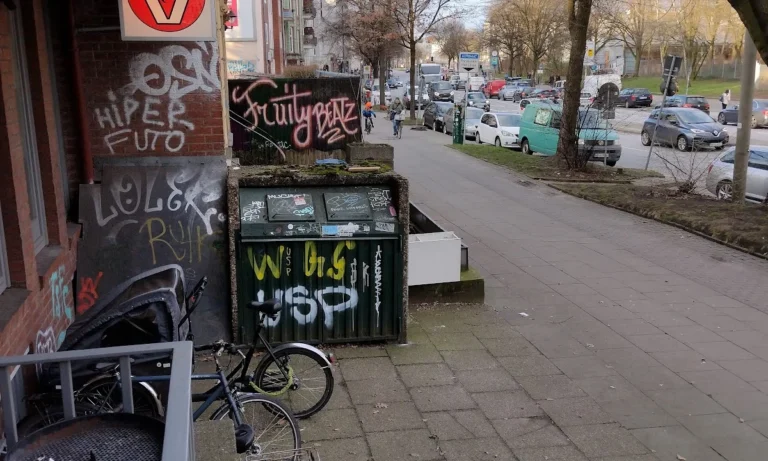 Tierarztpraxis am Millerntor - Karen Voelkel