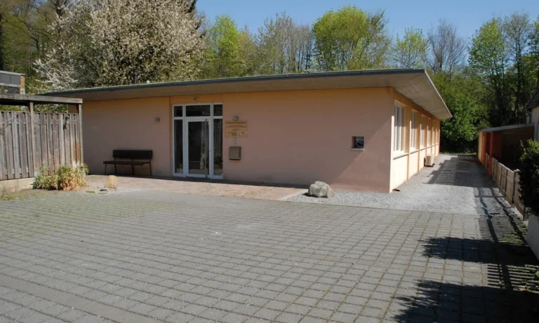 Tierarztpraxis Dr. Bey, Zinsen & Partner GbR