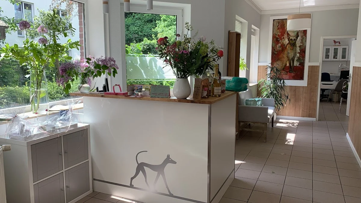 Tierarzt Tierarztpraxis Dr. Heike Molkentin Schwerin