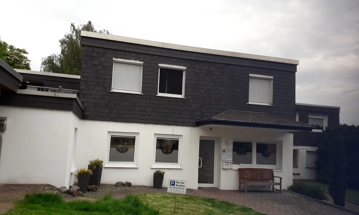 Tierarzt Tierarztpraxis für Kleintiere auf Emst Hagen