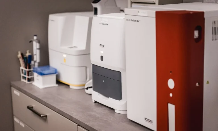 Tierarztpraxis Hamburg-Bramfeld, DVM MSc. Gregor Zschoch