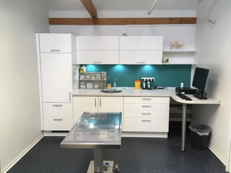 Tierarztpraxis Poppenbüttel Julia Stadelmann & Anne Skuballa