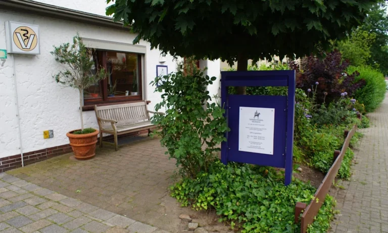 Tierarztpraxis Vegesack - Dr. med. vet. Katrin Klusacsek