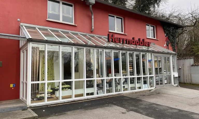 Wand & Deko Herrndobler I Farben- und Tapetenfachgeschäft