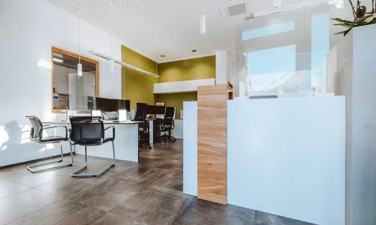 Wölfl GmbH Kfz Unfallinstandsetzung und Lackiererei München