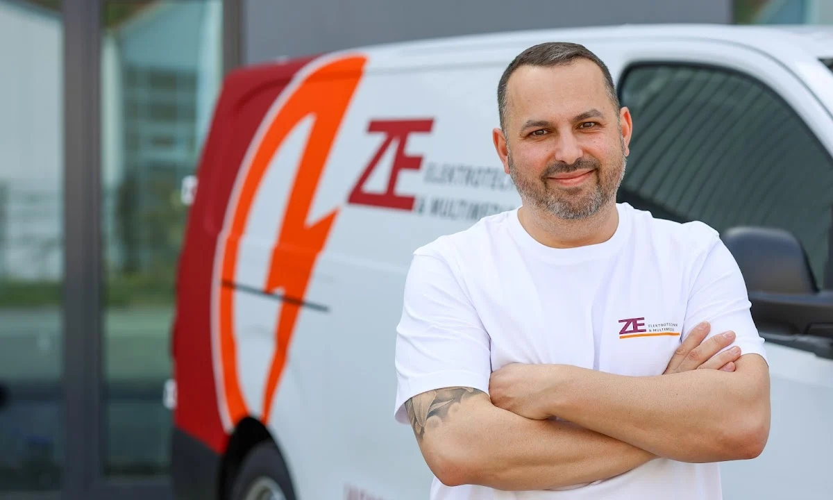 Elektriker ze-elektrotechnik & multimedia Reutlingen